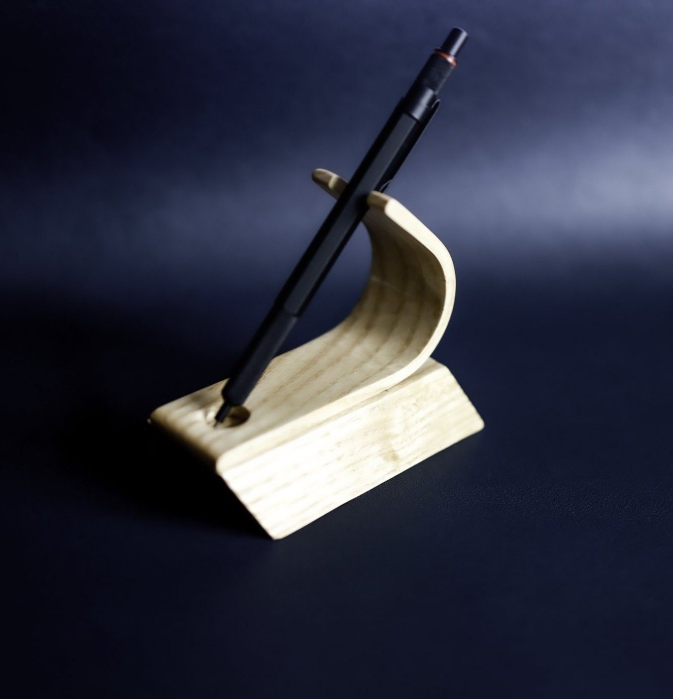 Swiss | Luxury Pen Holder Display Stand - Ash