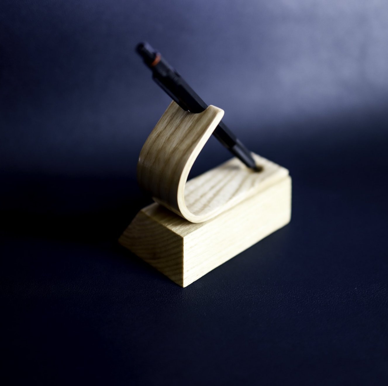 Swiss | Luxury Pen Holder Display Stand - Ash