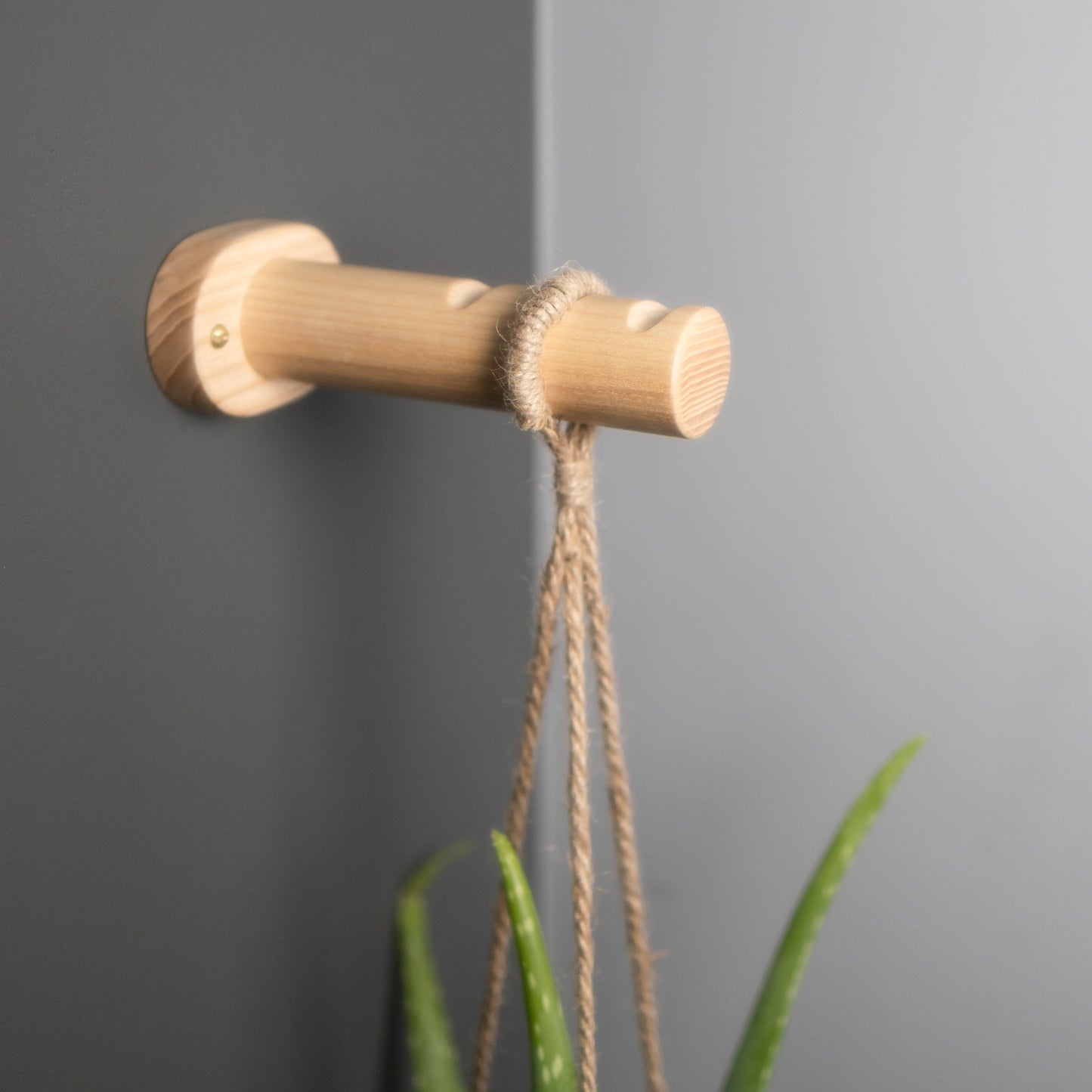 ash wall hanging planter bracket