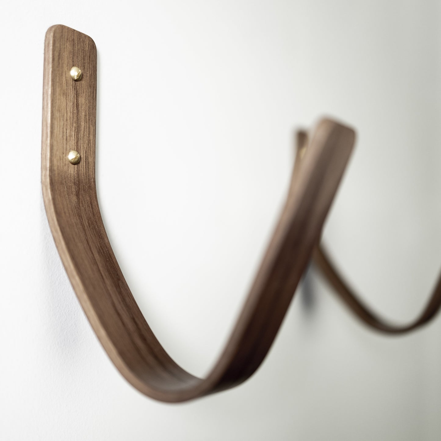 Waves 1.0 - Shortboard Surfboard Wall Mounts - Walnut