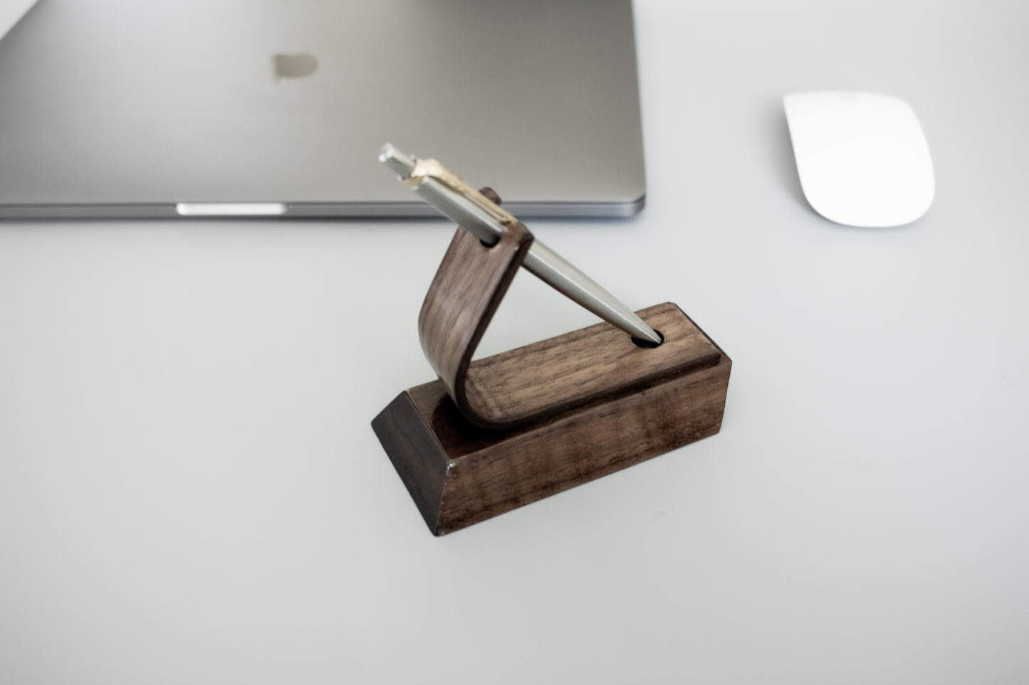 Swiss | Luxury Pen Holder Display Stand - Walnut