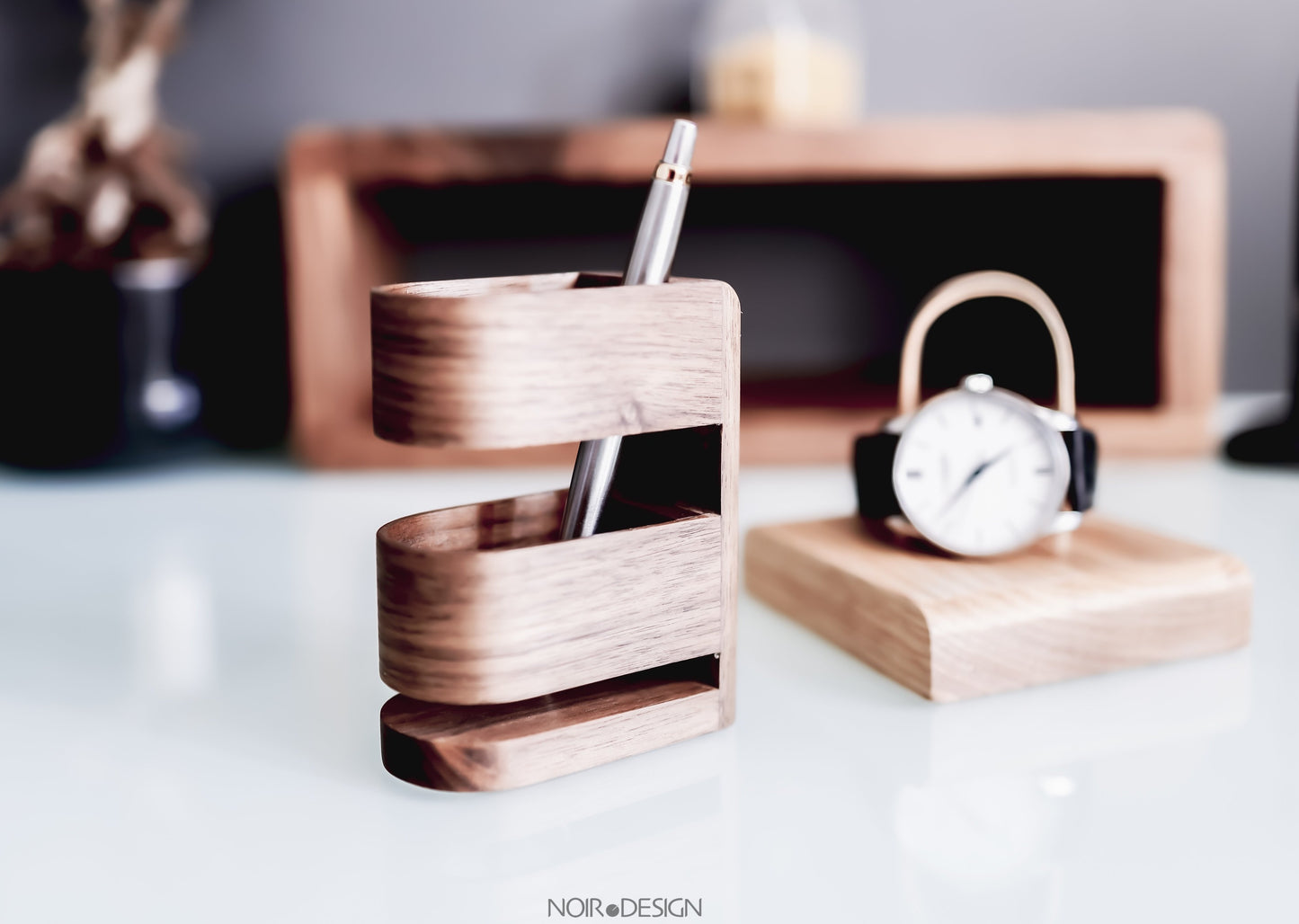 Swiss | Luxury Pen Holder Walnut