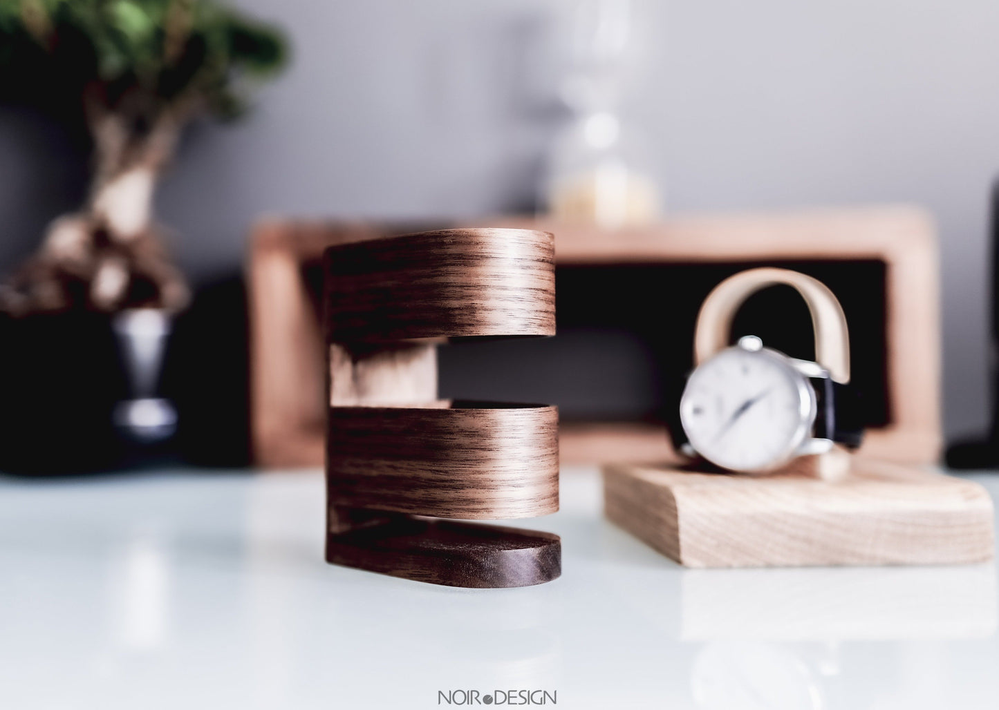 Swiss | Luxury Pen Holder Walnut