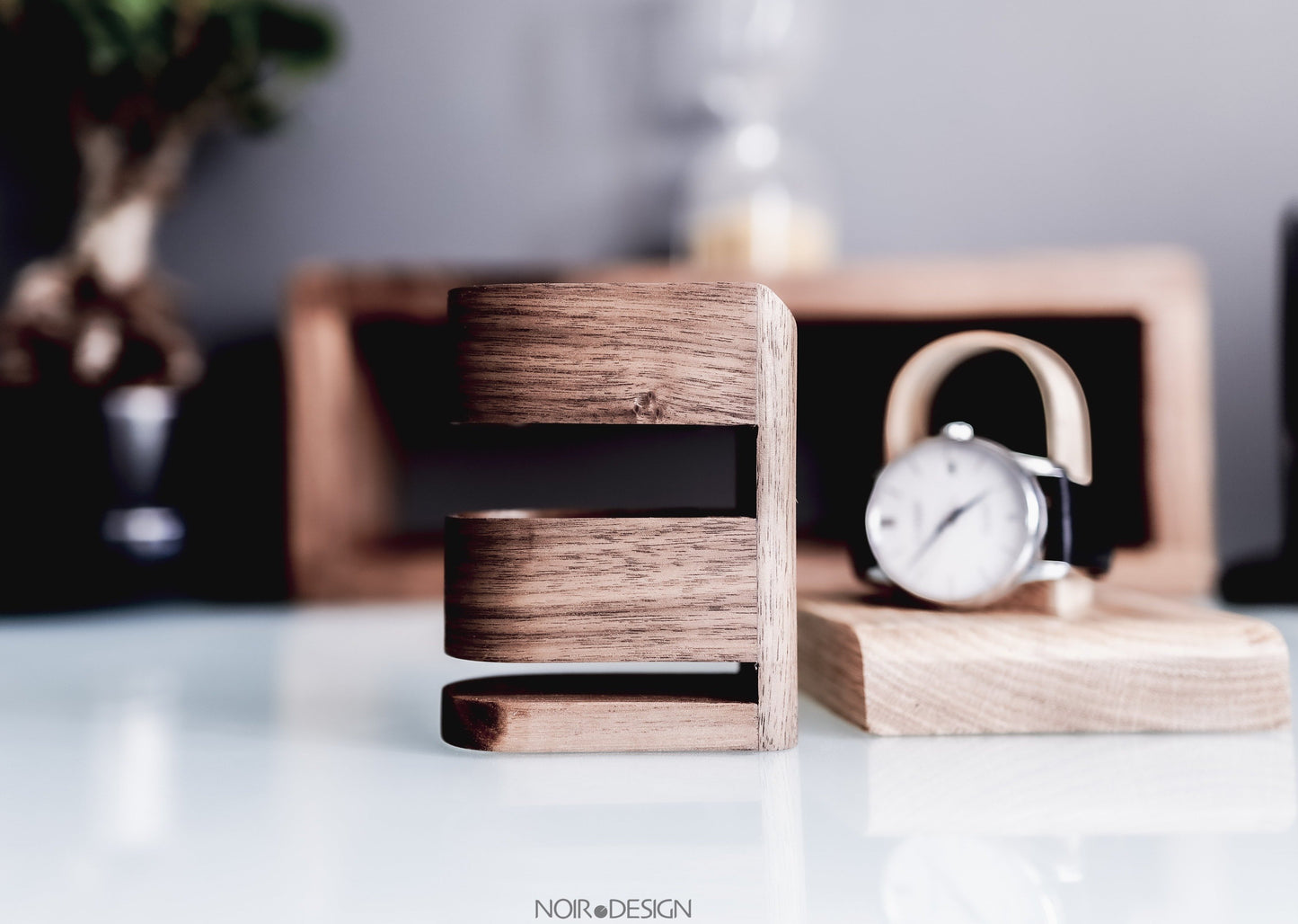 Swiss | Luxury Pen Holder Walnut